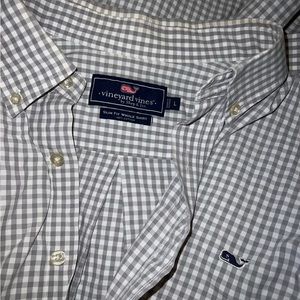 Vineyard Vines Button Down Collared Shirt